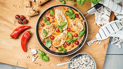 Free-range Chicken Breast Fillet with Peppers and Tomatoes